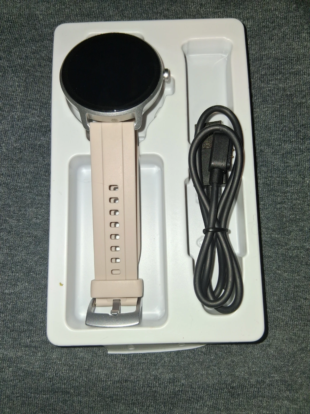 DR03 Smart Watch with Pink Band and Charger