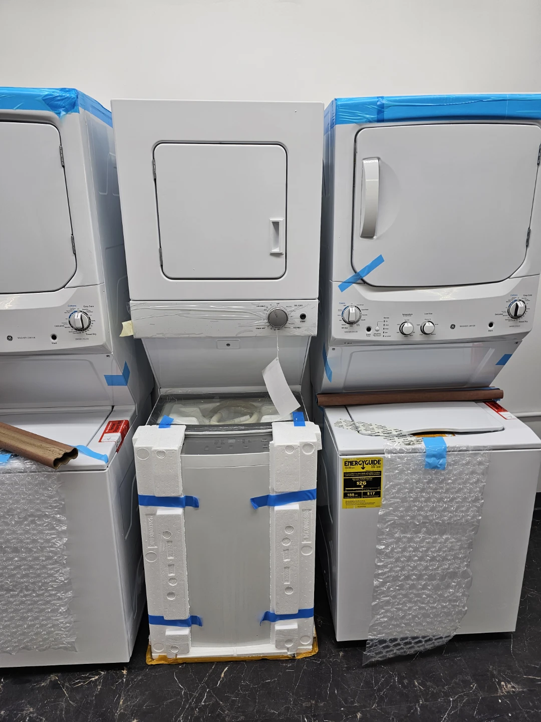 New Whirlpool 24in washer and dryer tower electric 110v