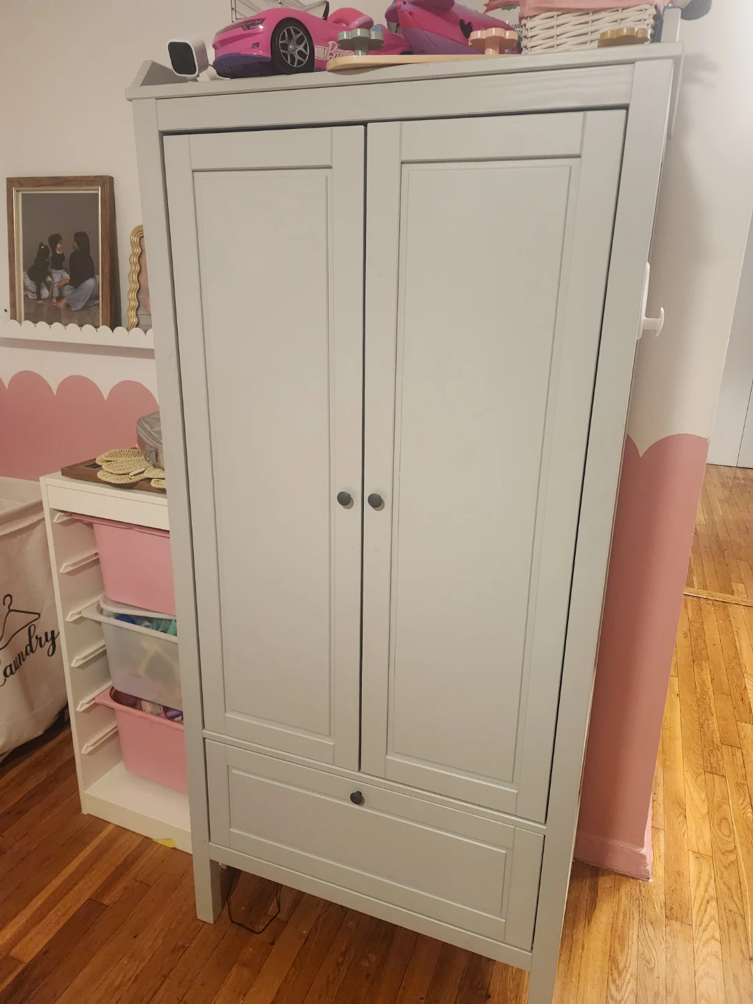 GreyDouble Door Wardrobe with Drawer