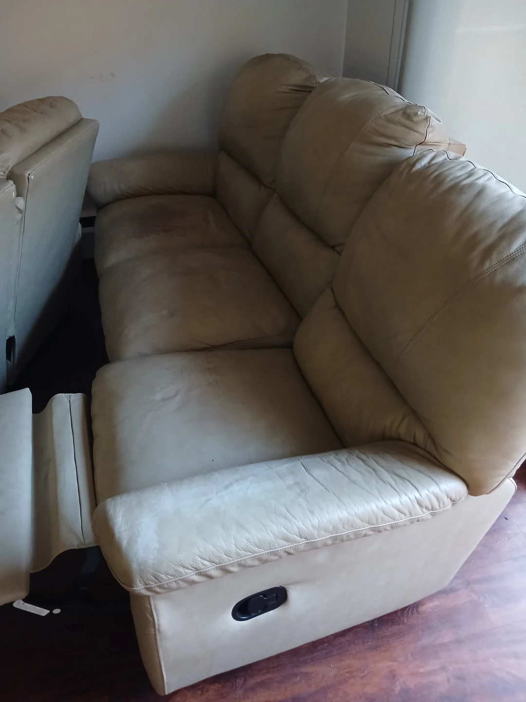Tan Leather Loveseat Recliner - photo 3