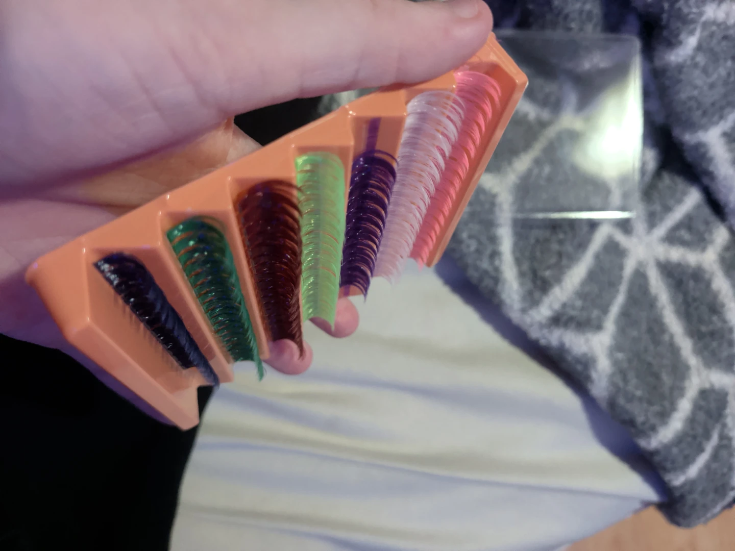 Assorted Colour Eyelashes Tray - photo 2