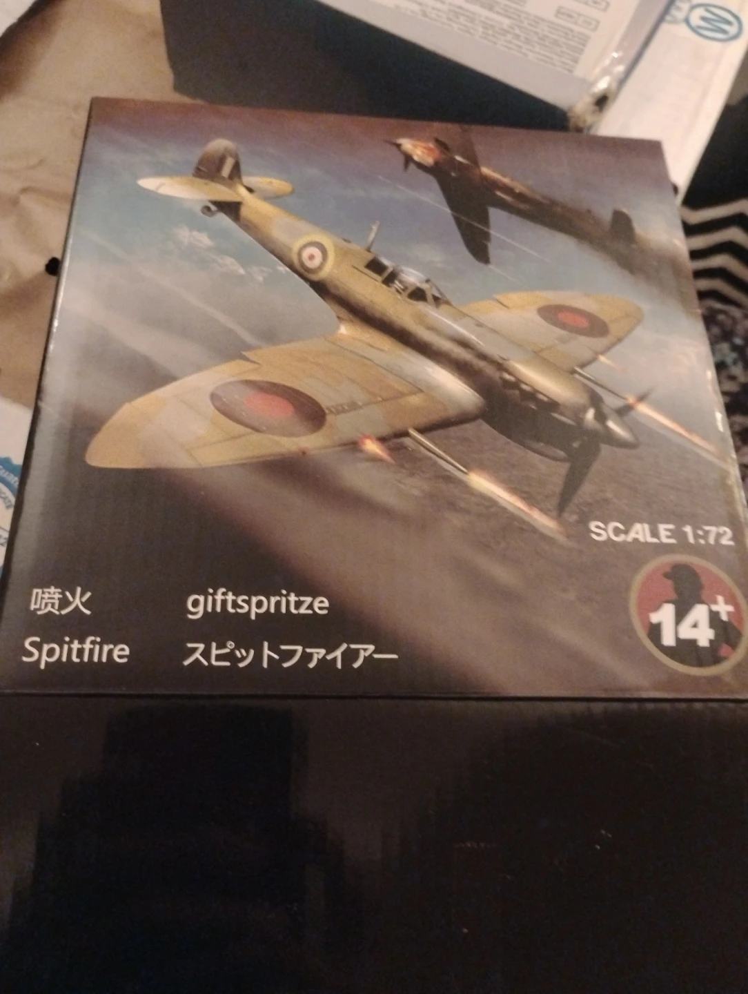 spitfire fighter plane - photo 2
