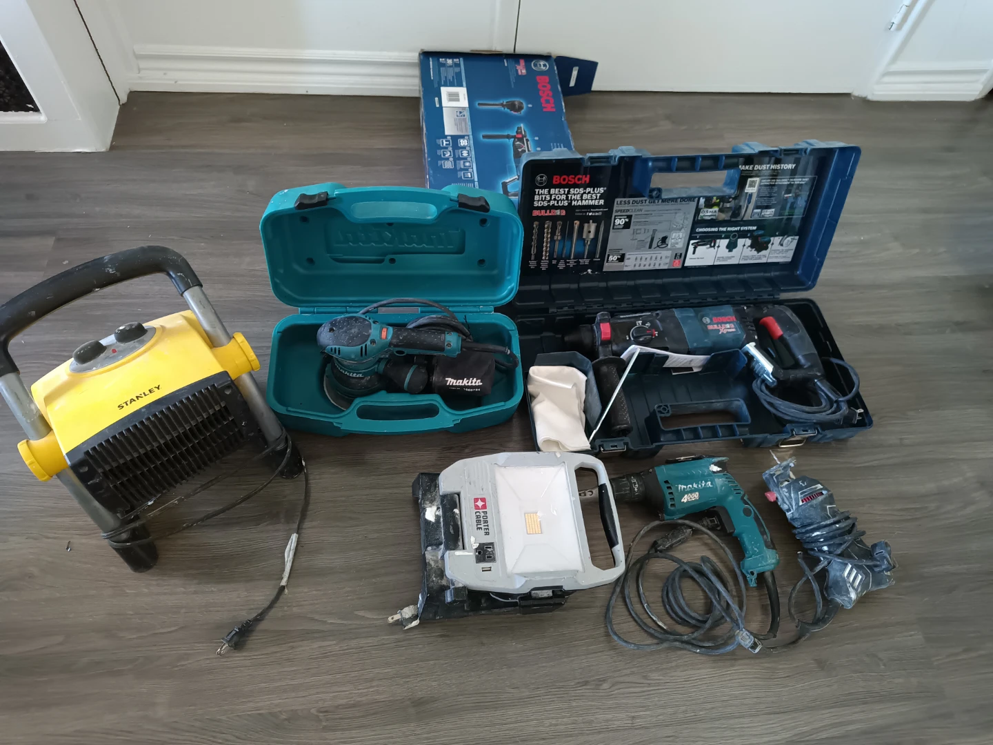 Assorted Power Tools & Work Light