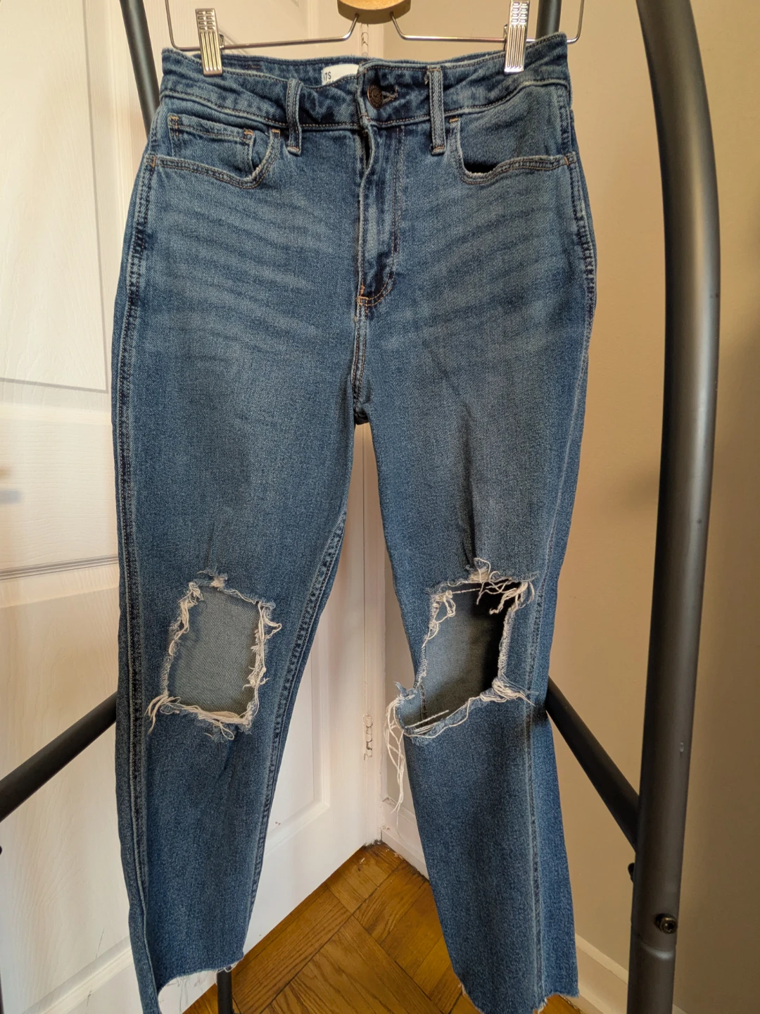 Hollister Curvy High-Rise Mom Jeans Size 7S - photo 2