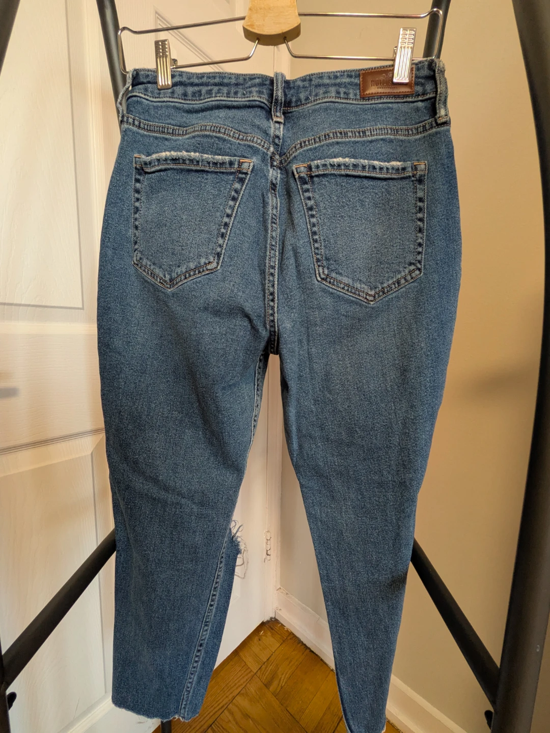 Hollister Curvy High-Rise Mom Jeans Size 7S - photo 3