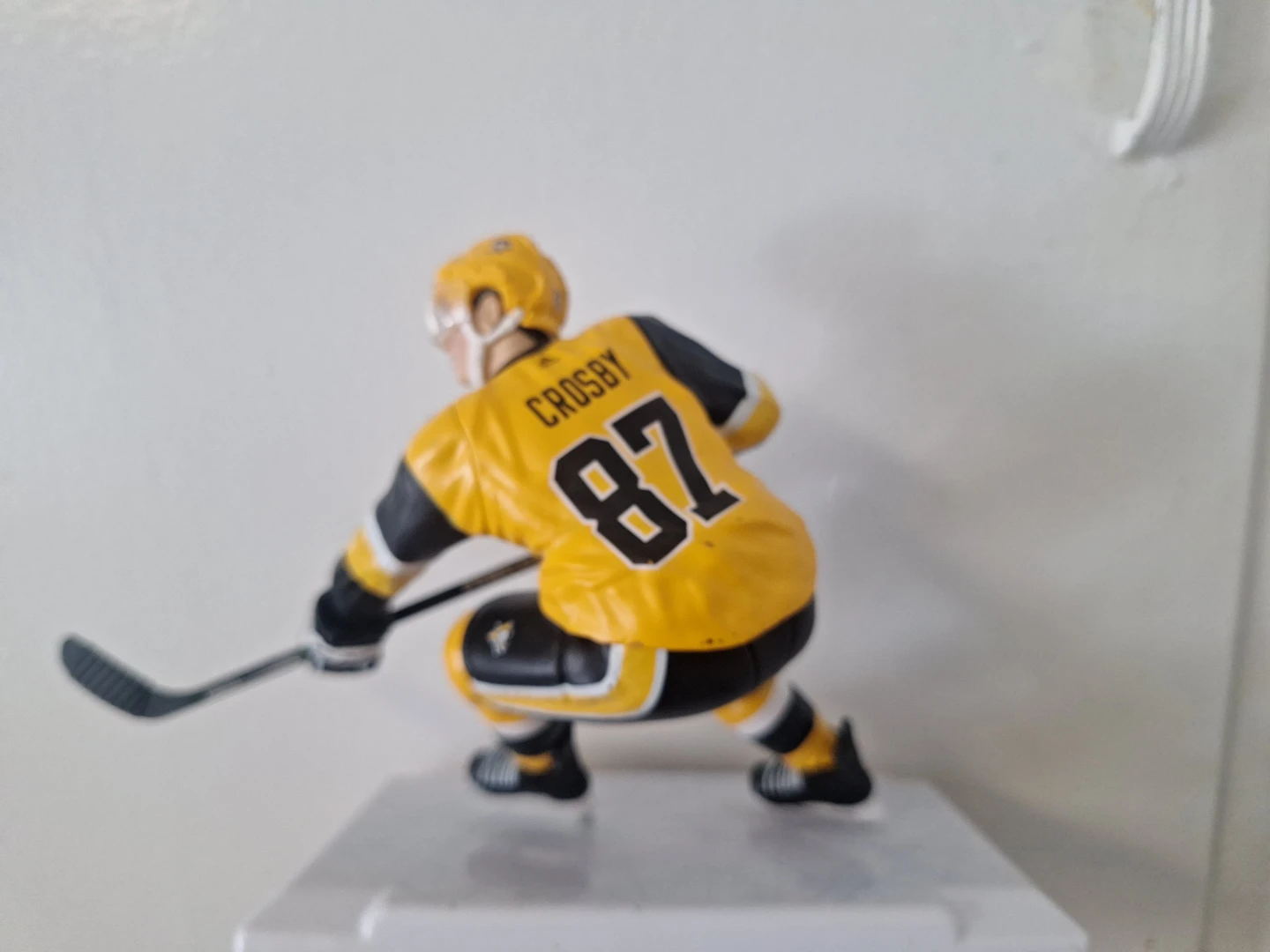 Sidney Crosby 87 Hockey Figure - photo 4