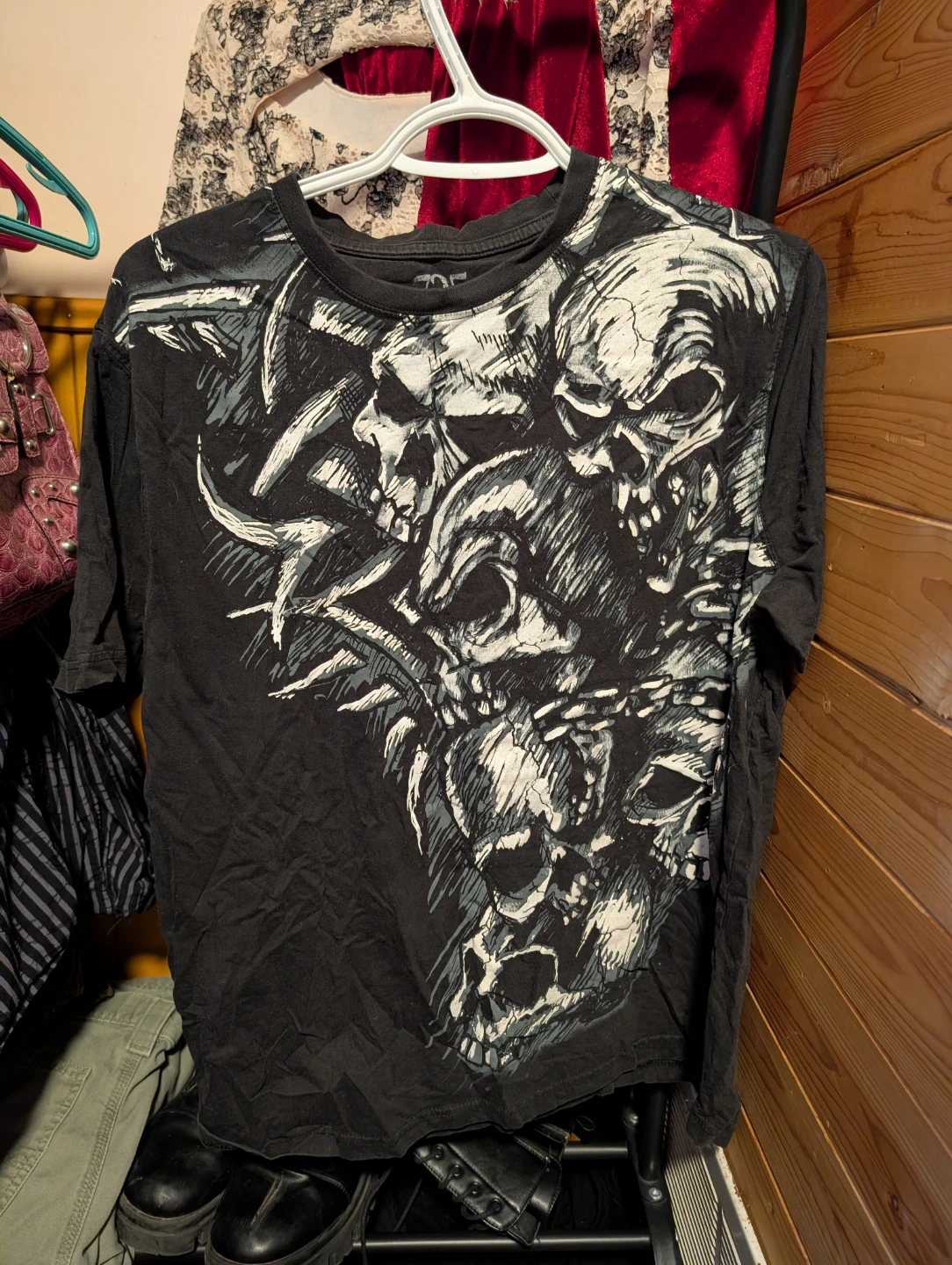 725 Originals Skull 2000s Graphic T-Shirt