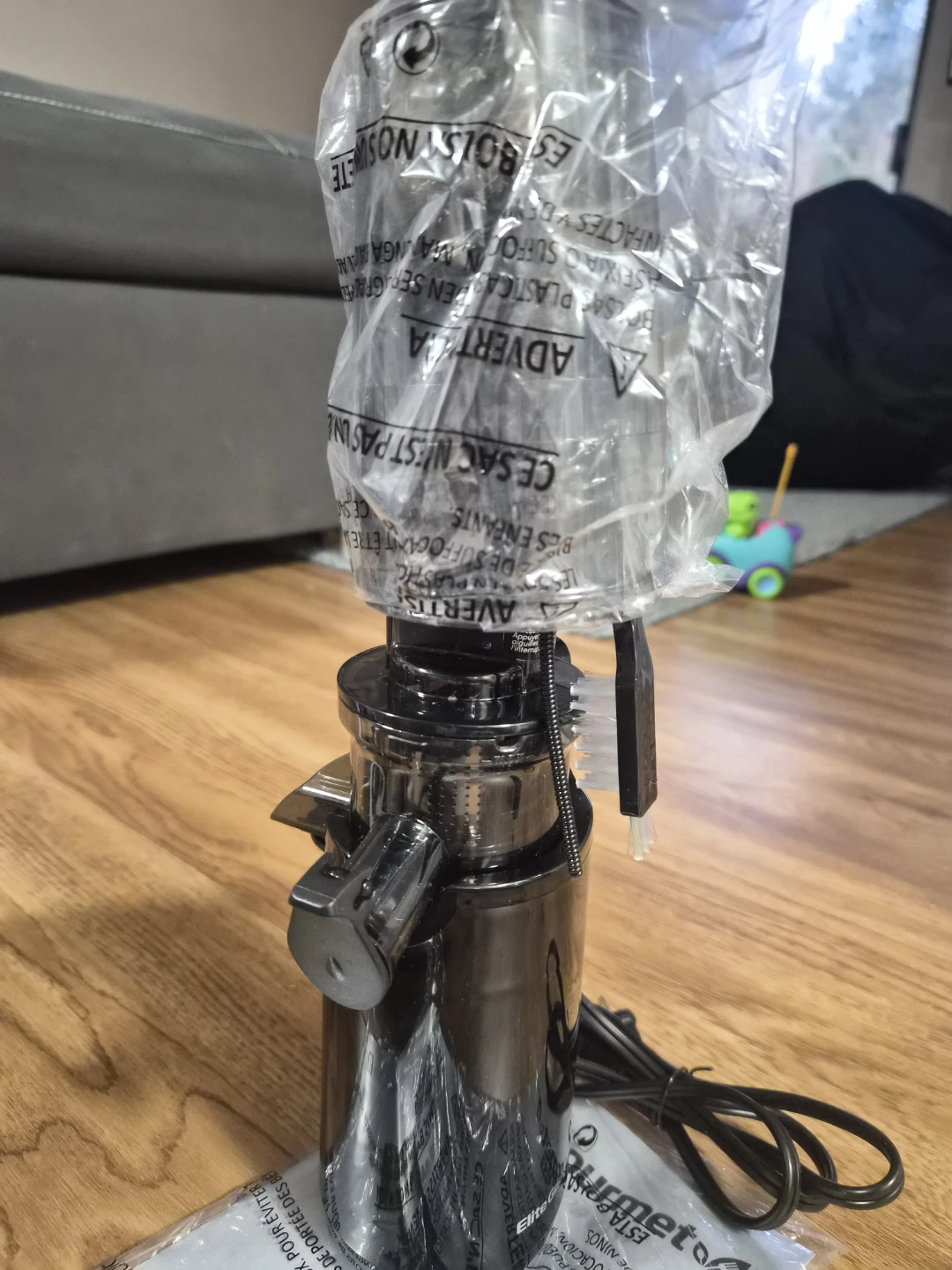 Elite Gourmet Compact Slow Juicer EJX600 - photo 2