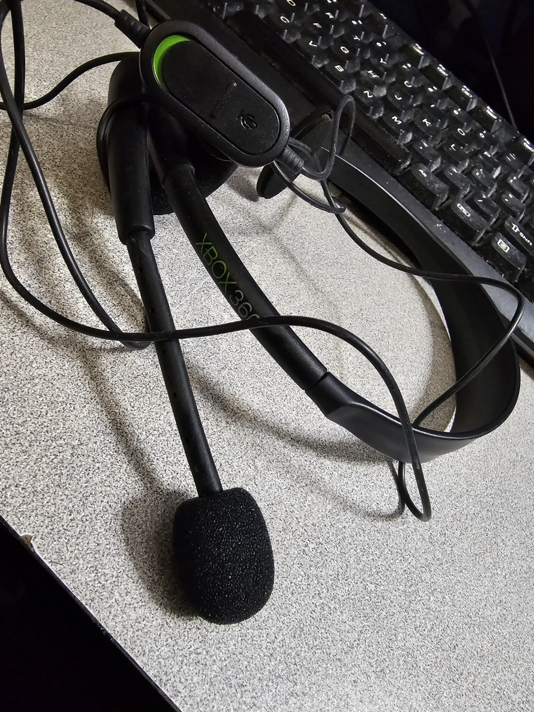 Xbox 360 Headset with Microphone