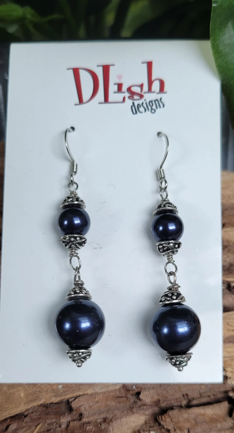 Swarovski dark blue pearl earrings