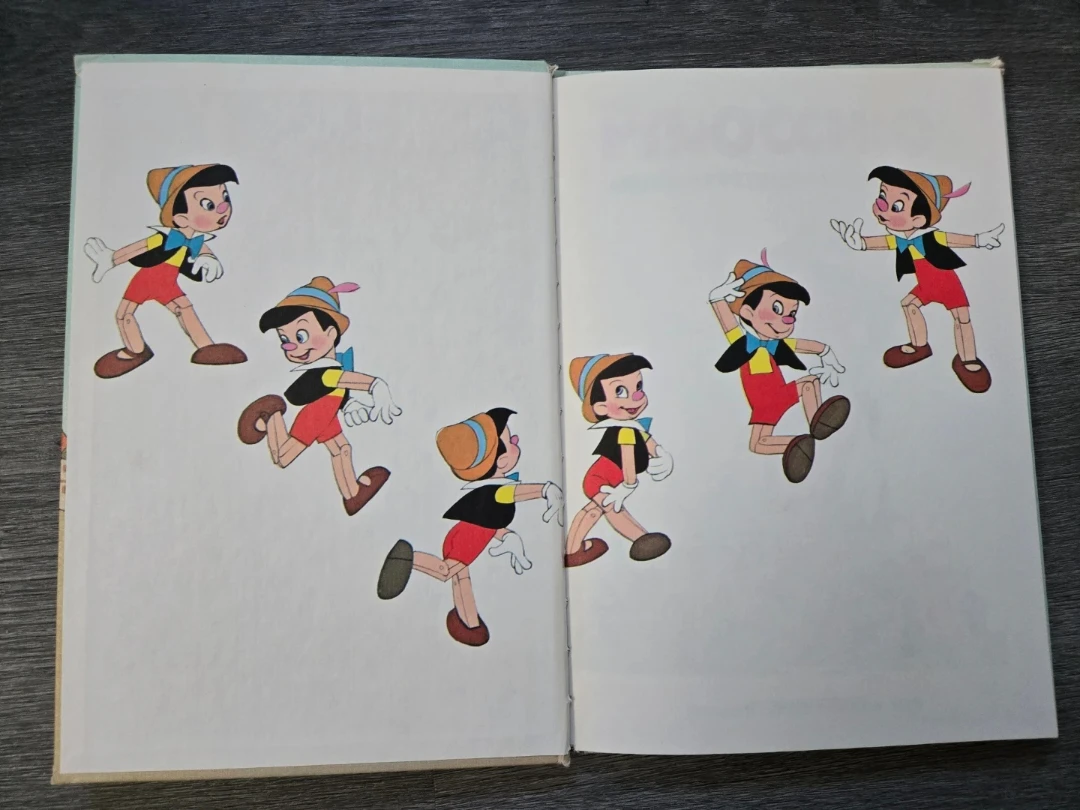 Two (2) Vintage Walt Disney's Children's Books - photo 2