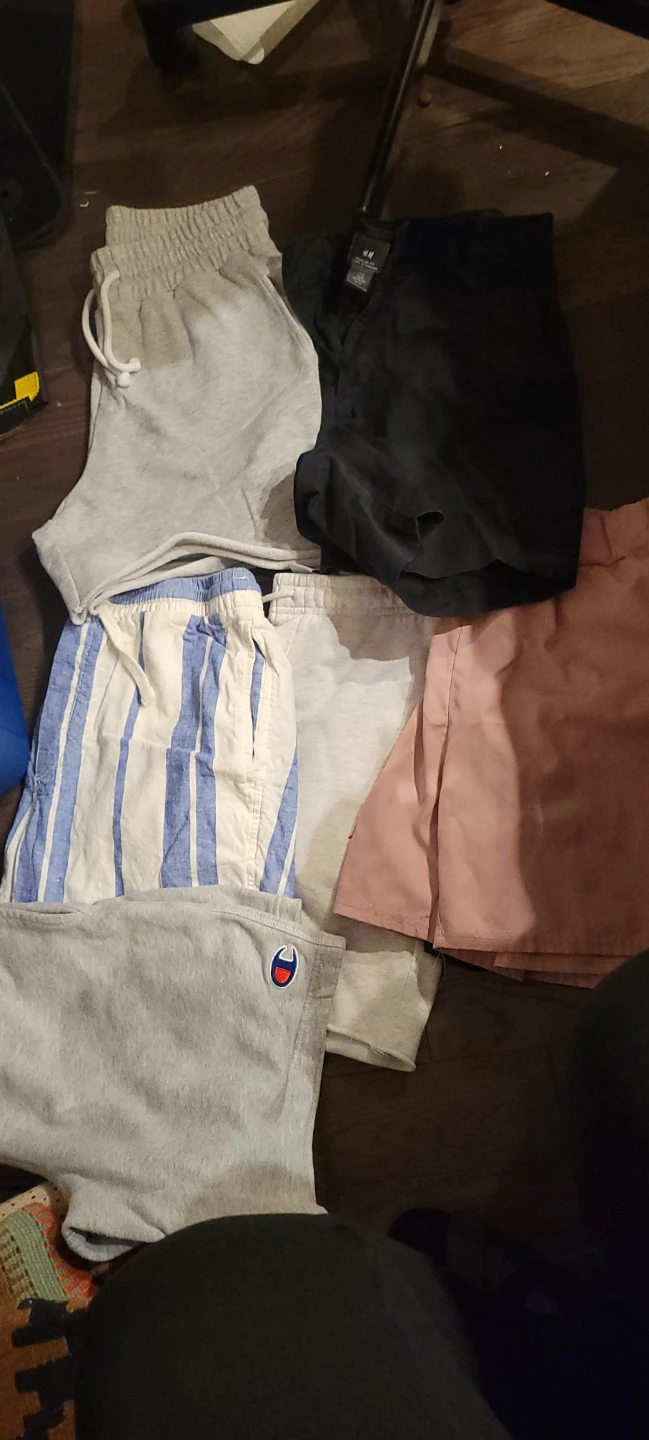 Lot of 5 pairs of shorts (various brands)