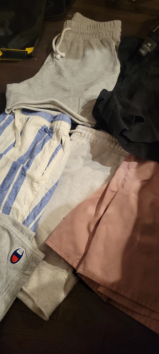 Lot of 5 pairs of shorts (various brands) - photo 2