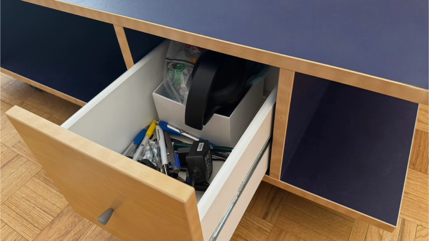 Low Coffee Table with Drawer - photo 2