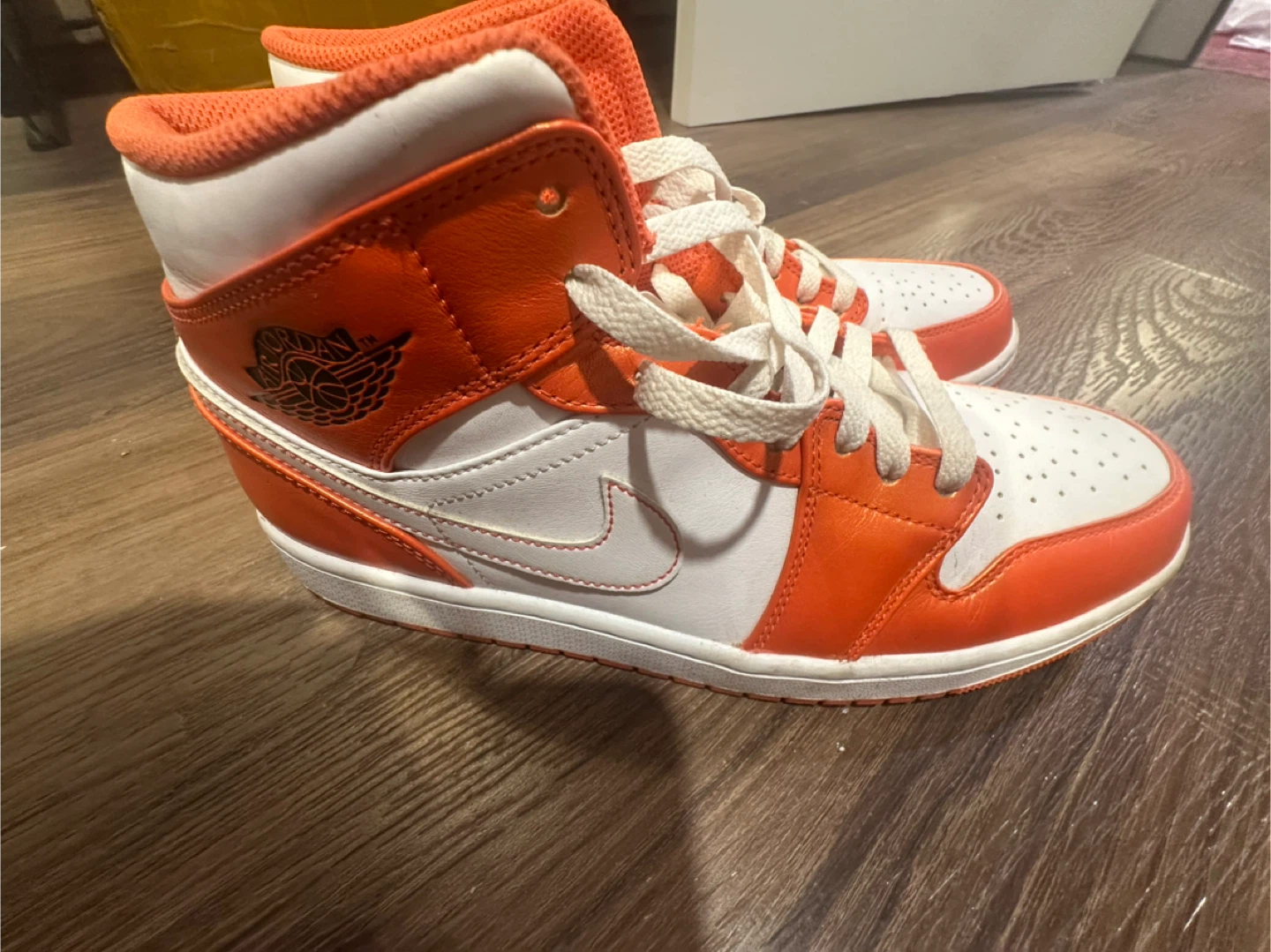 PRICE IS CHANGEABLE Air Jordan 1 Mid Orange White Sneakers - photo 2