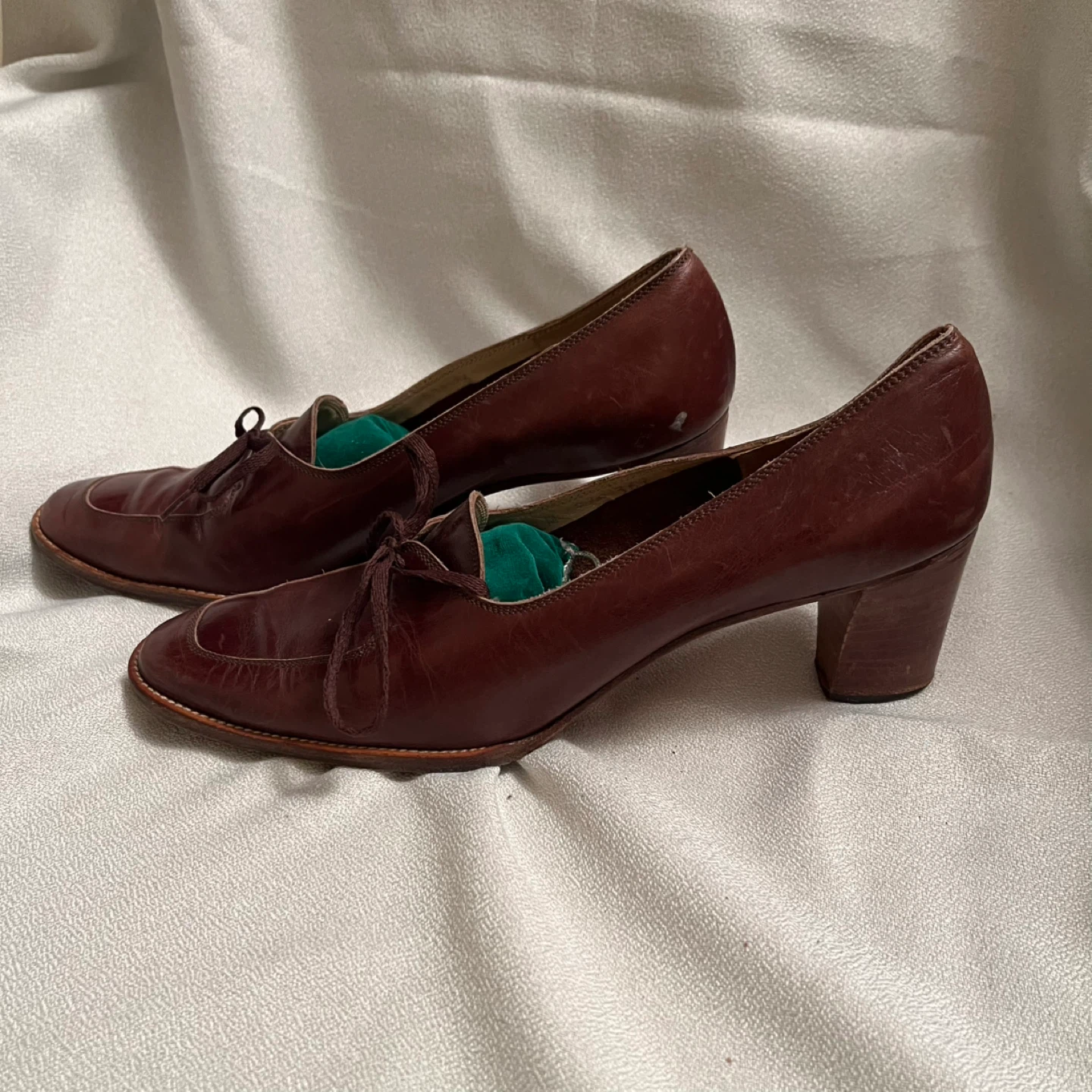 Vintage Leather Salvator Ferragamo Oxford Heels - photo 2