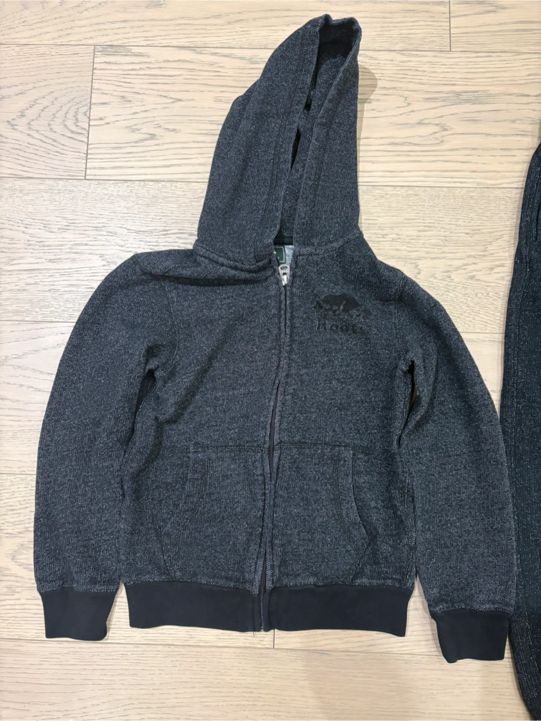 Roots Kids Hoodie & Sweatpants set - size 7 + 7/8 - photo 3