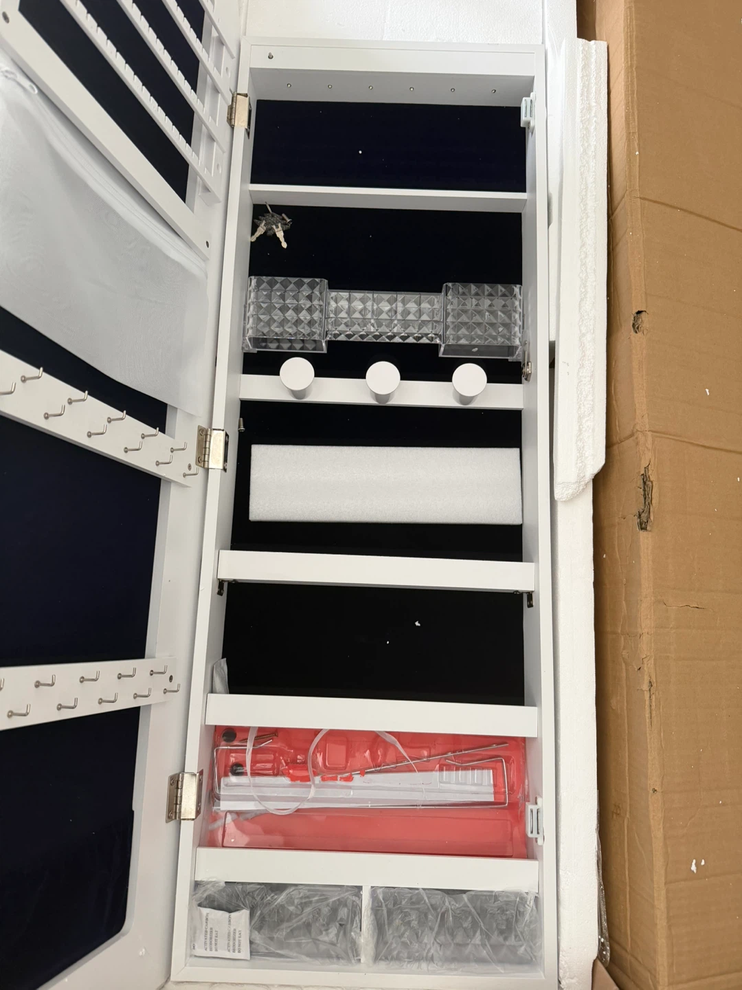 White Mirrored Jewelry Cabinet with Storage Shelves - photo 3