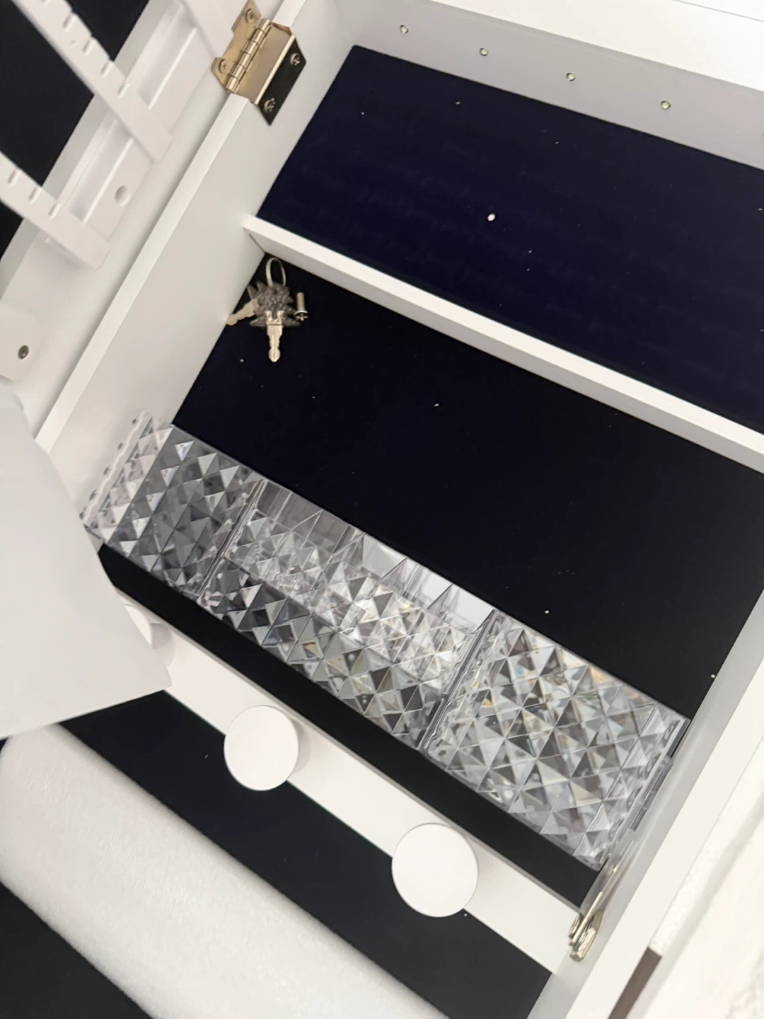 White Mirrored Jewelry Cabinet with Storage Shelves - photo 5