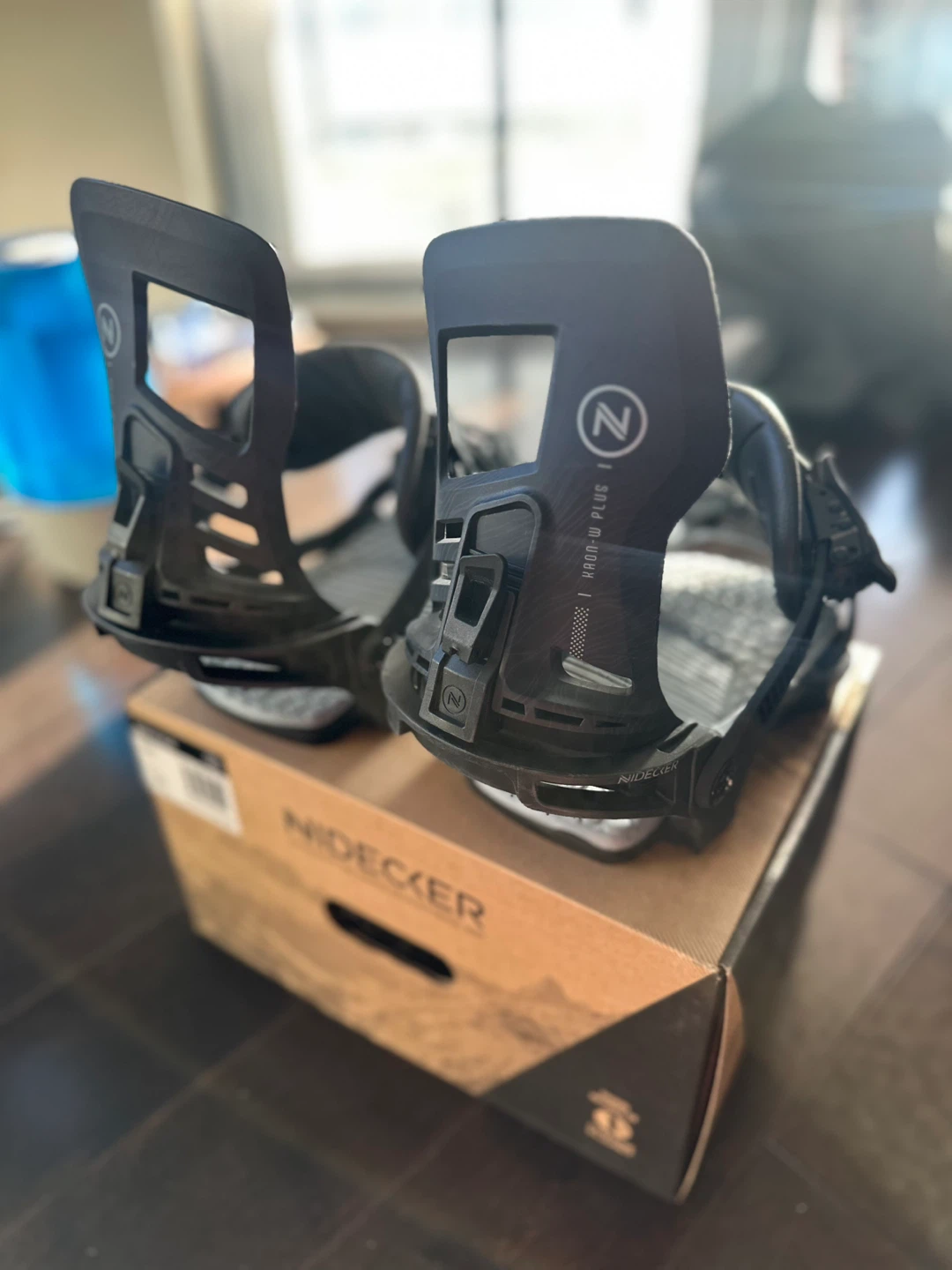 Size M Nidecker Kaon-W Plus Snowboard Bindings