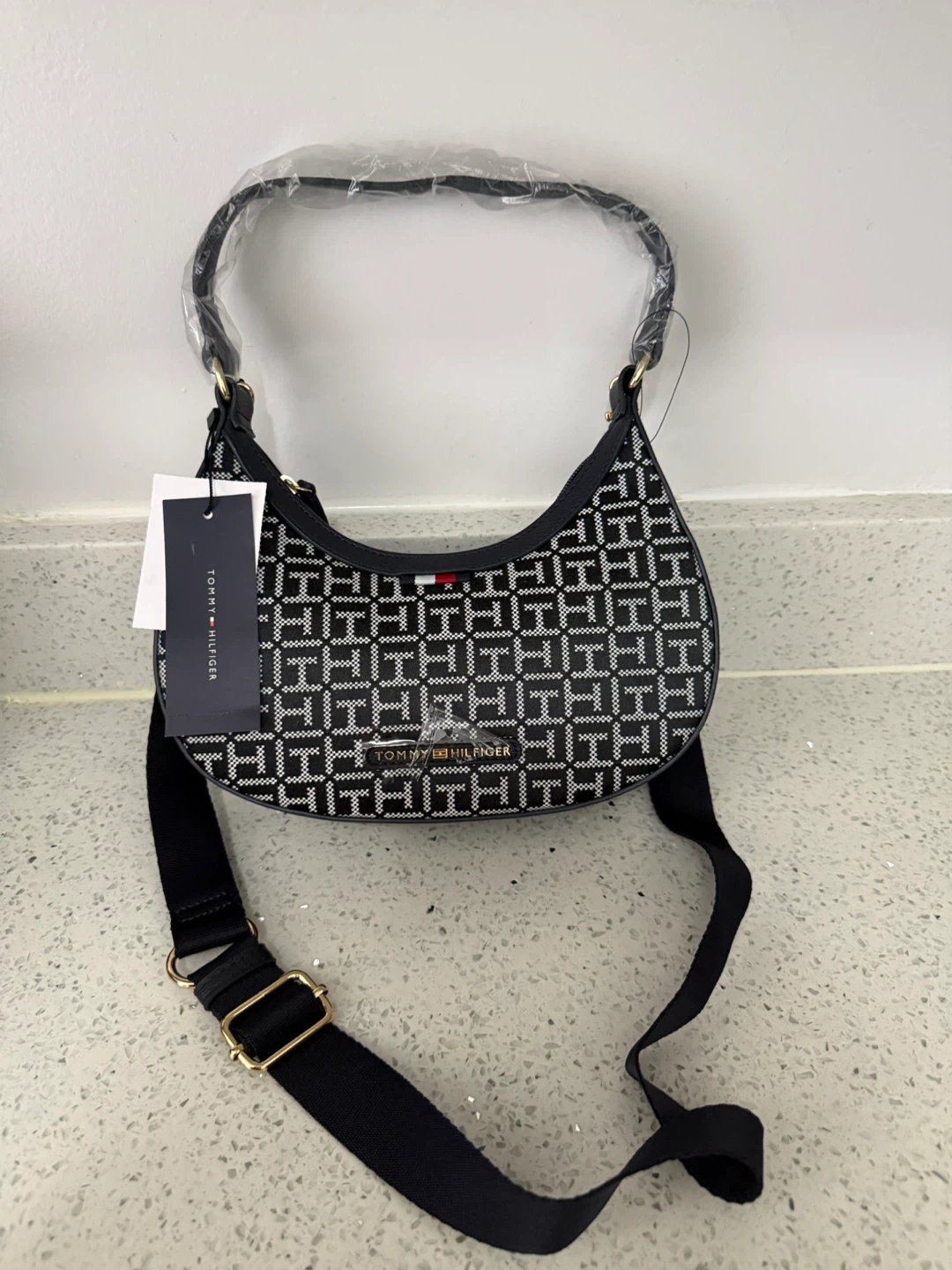 Tommy Hilfiger Hobo Shoulder Bag