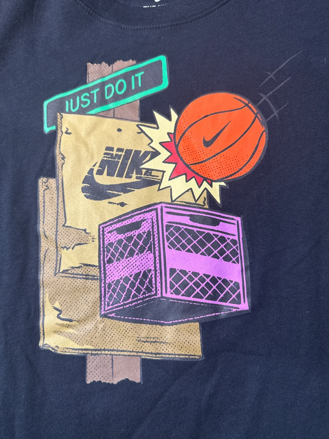 Nike "The Nike Tee" T-Shirt boys XL Black - photo 2