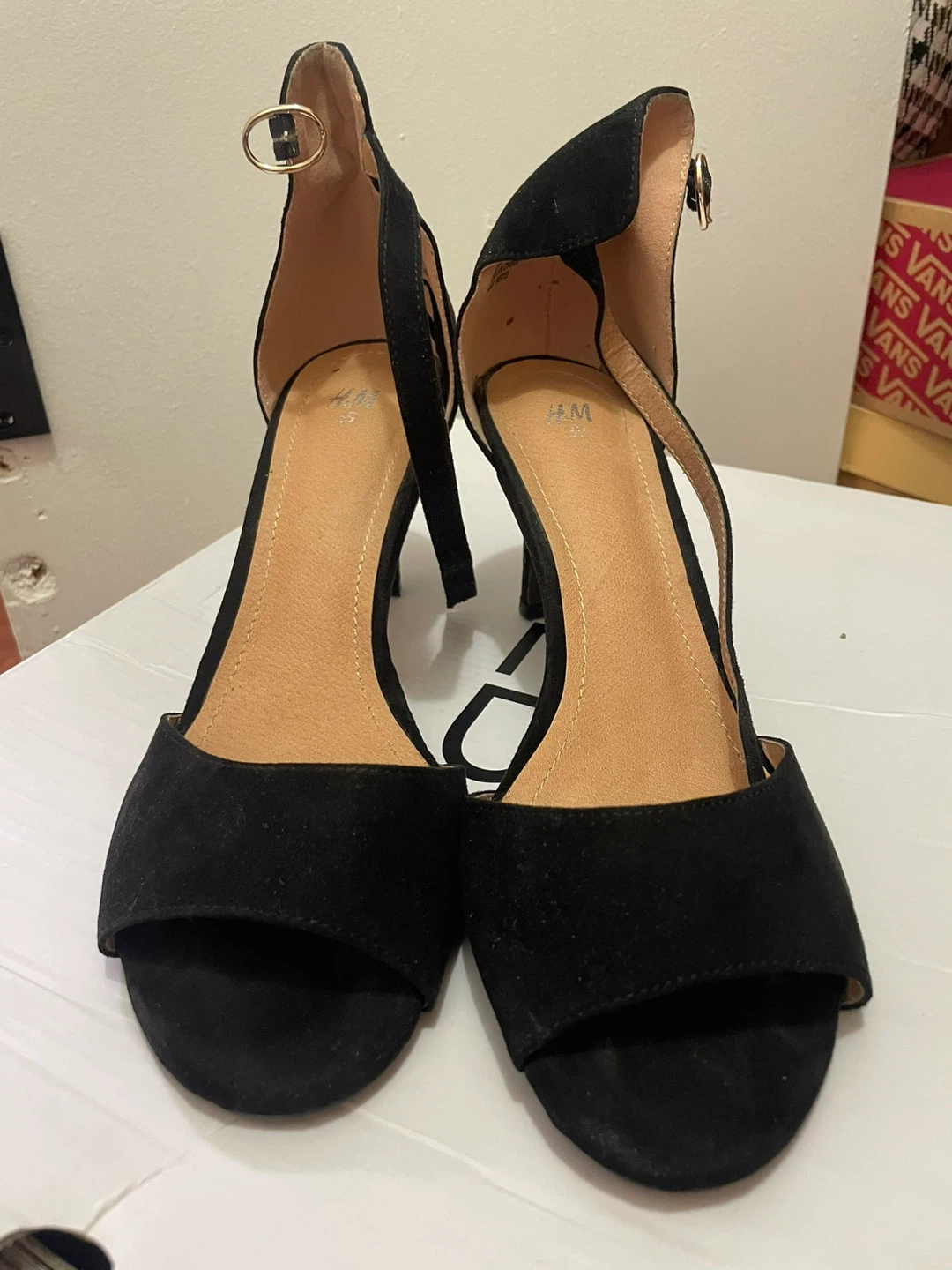 H&M Black Suede Heeled Sandals Size 39 🧡 - photo 2