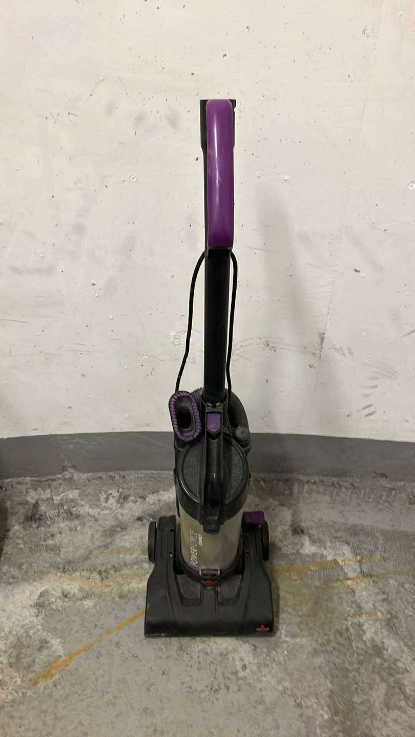 Blssell vacuum cleaner