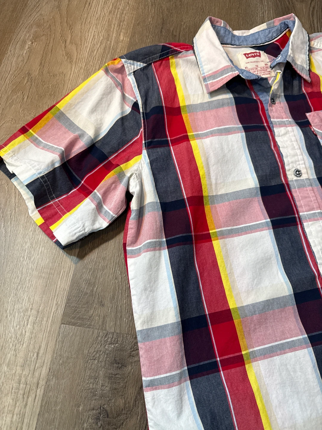 Levi's Plaid Short Sleeve Button-Up Shirt XL 13-15 Yrs - photo 3