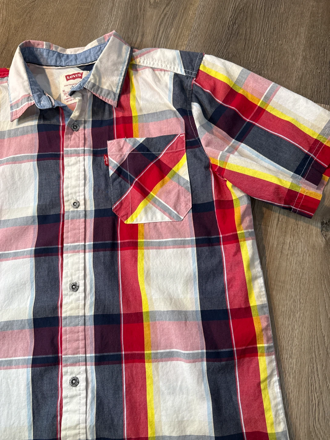 Levi's Plaid Short Sleeve Button-Up Shirt XL 13-15 Yrs - photo 5