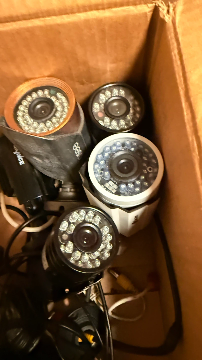 Mixed Brand Security Cameras - photo 4