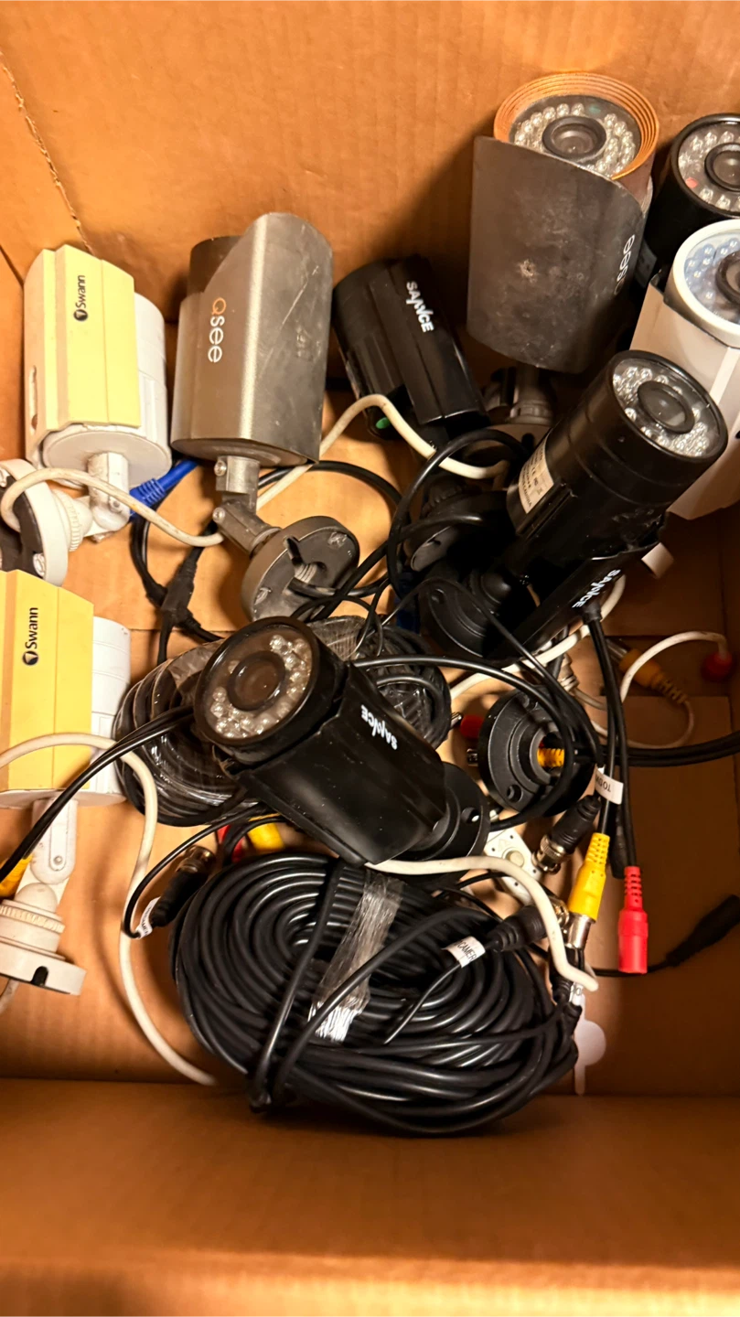 Mixed Brand Security Cameras - photo 5