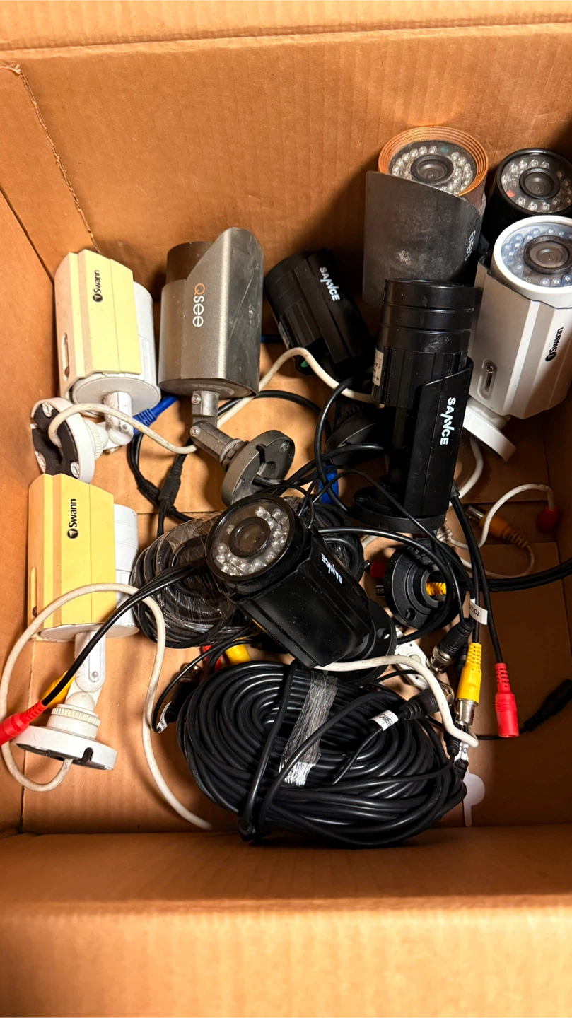 Mixed Brand Security Cameras - photo 3