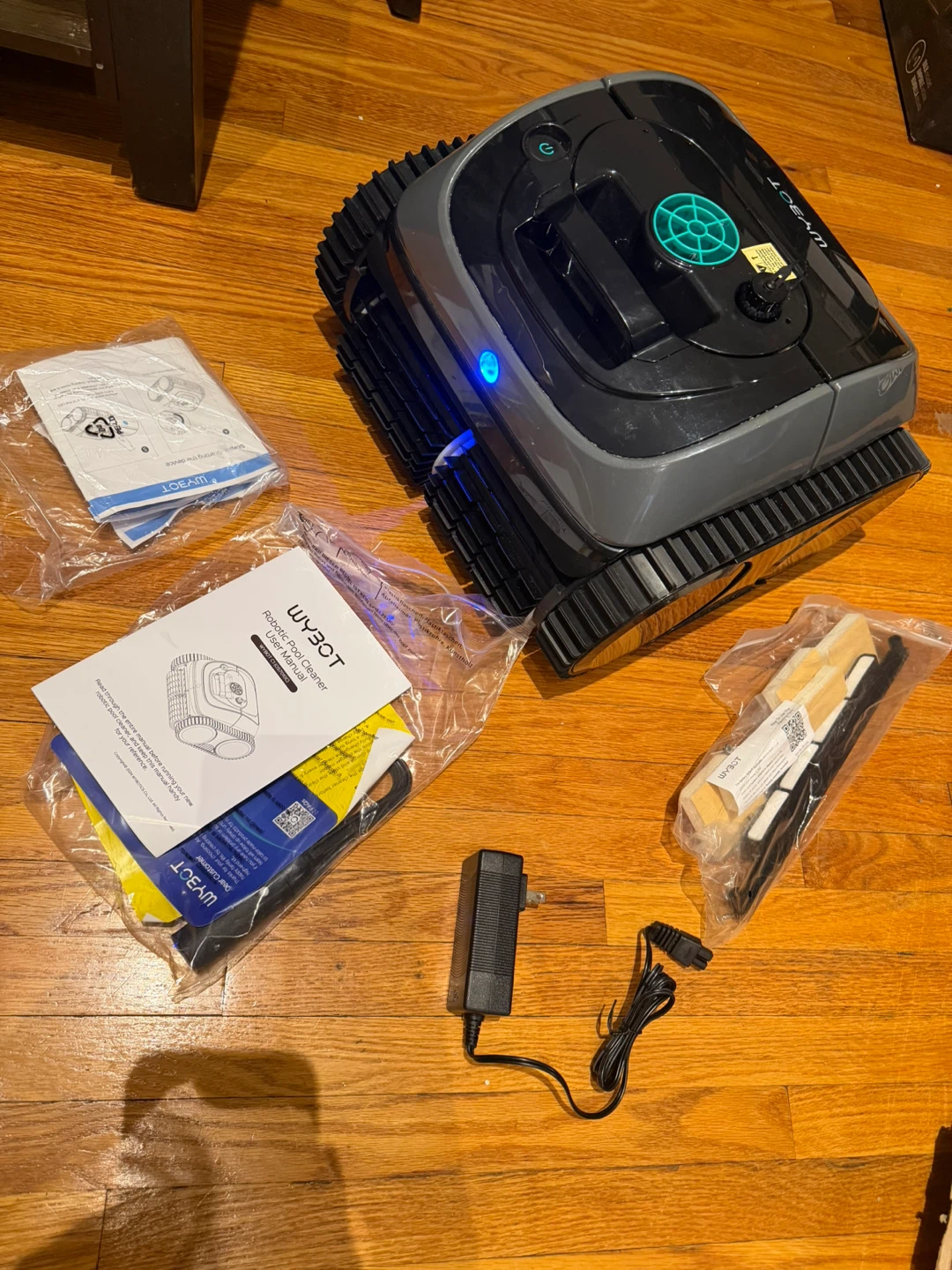 WYBOT Cordless Robotic Pool Cleaner - photo 2