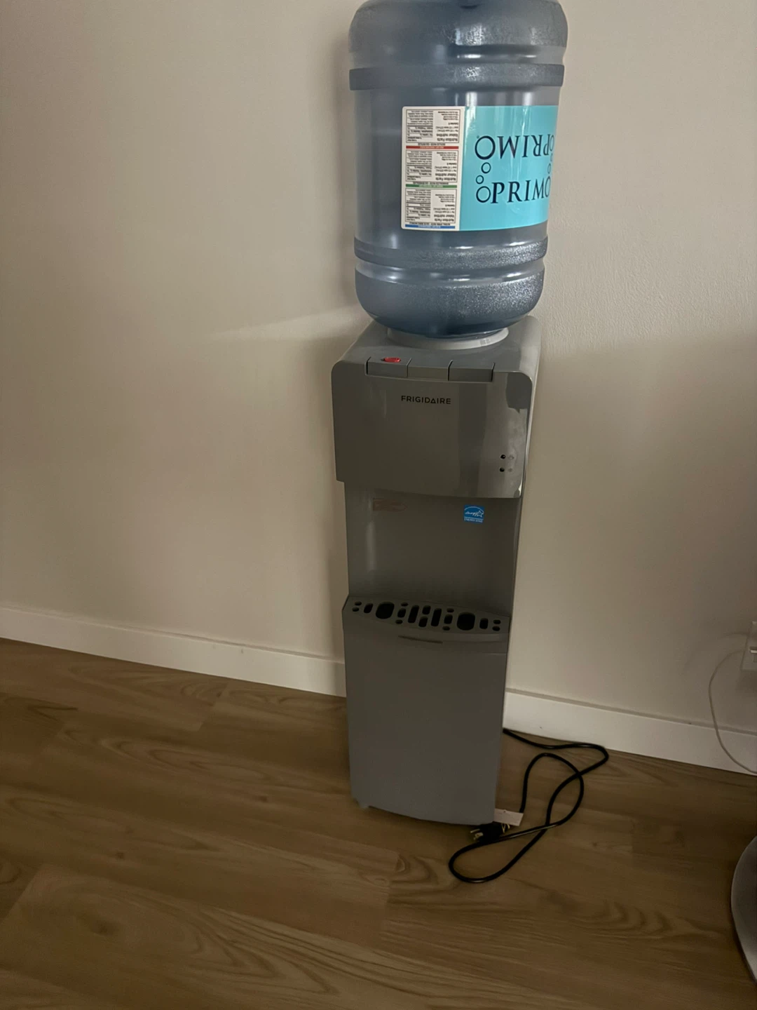 Frigidaire Water Cooler with Primo Water Bottle