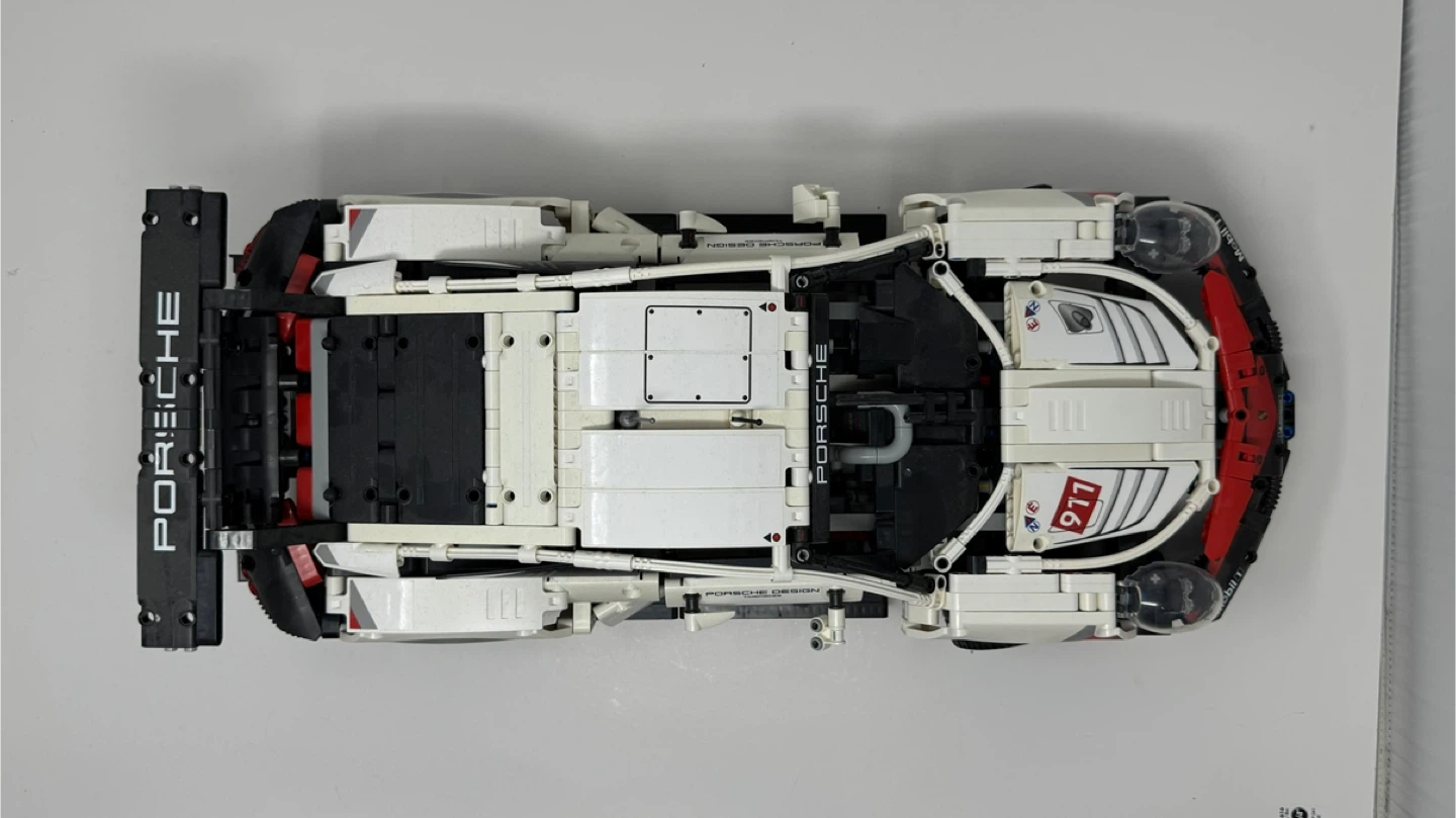 LEGO Technic Porsche 911 RSR (42096) - photo 5