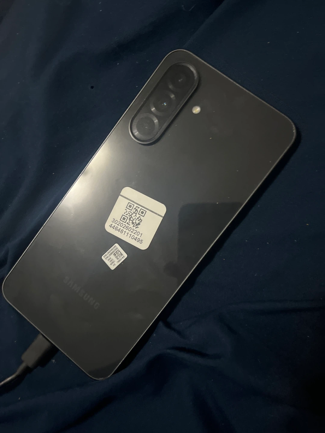 Samsung Galaxy S22 Cell Phone
