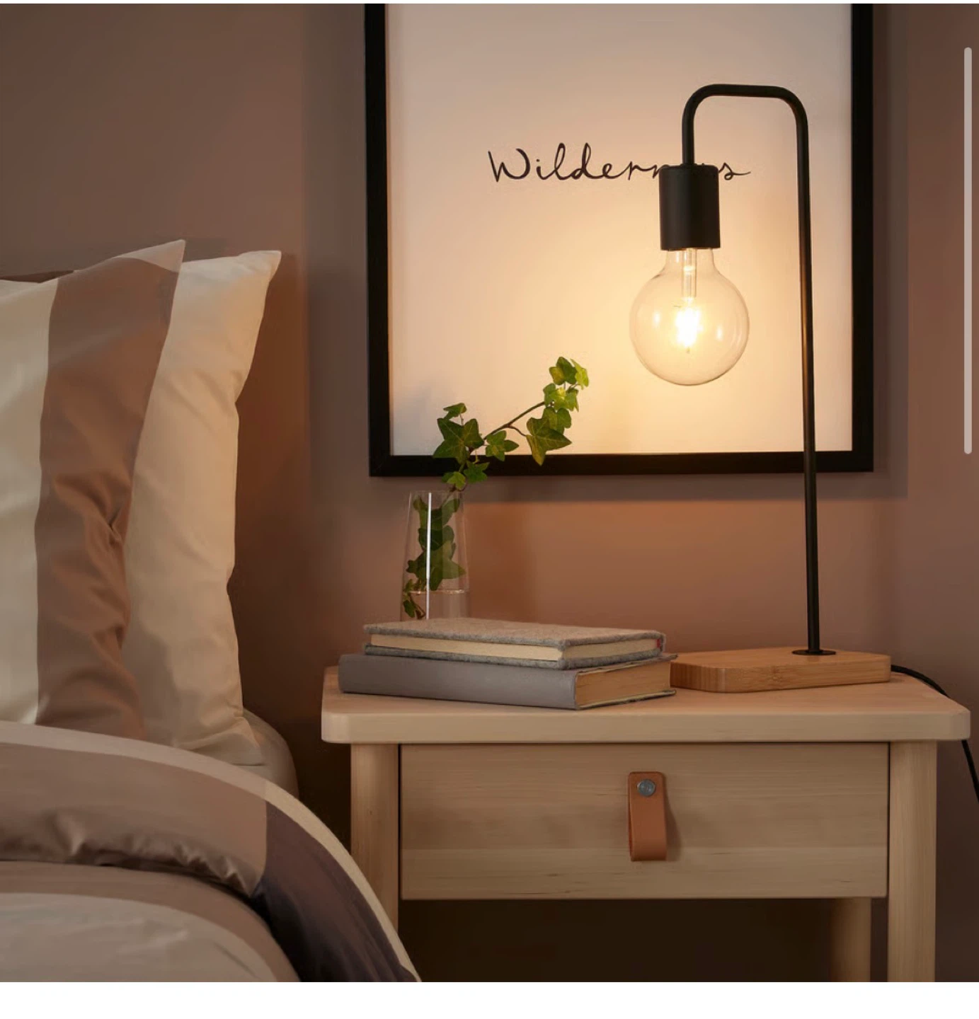 IKEA table lamp + decorative light bulb! - photo 3