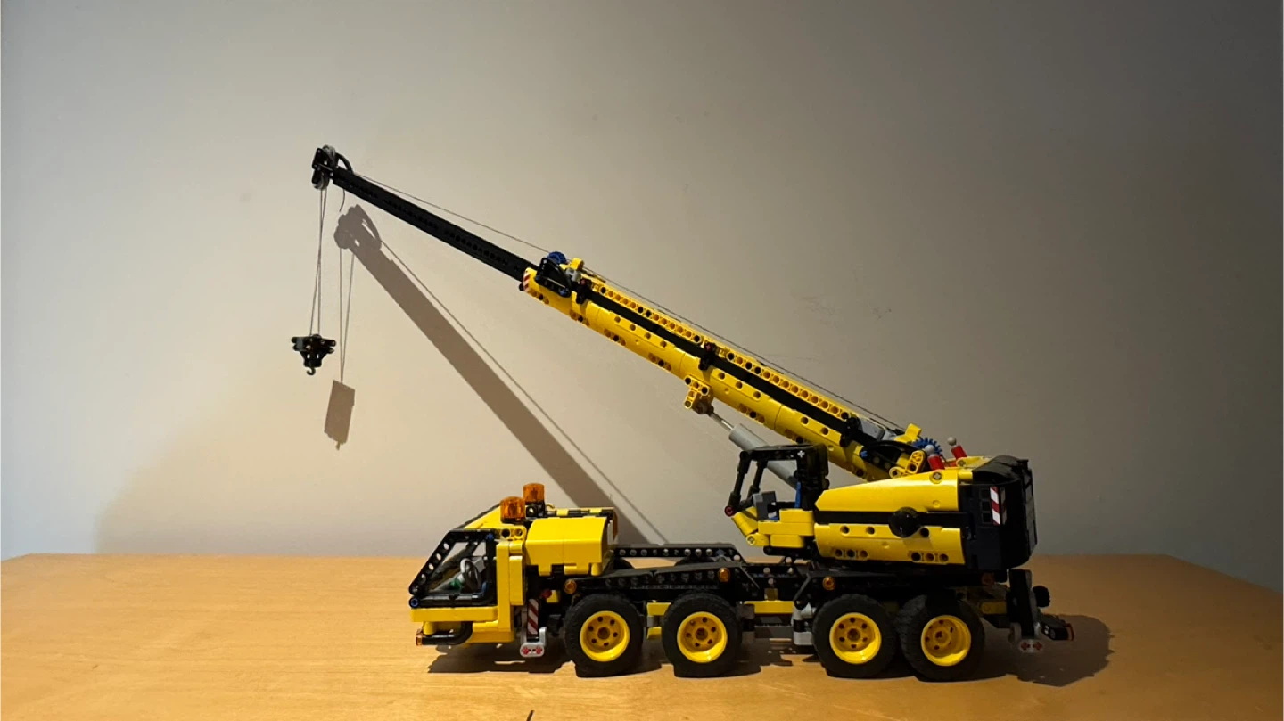 LEGO Technic Mobile Crane (42108) - photo 4