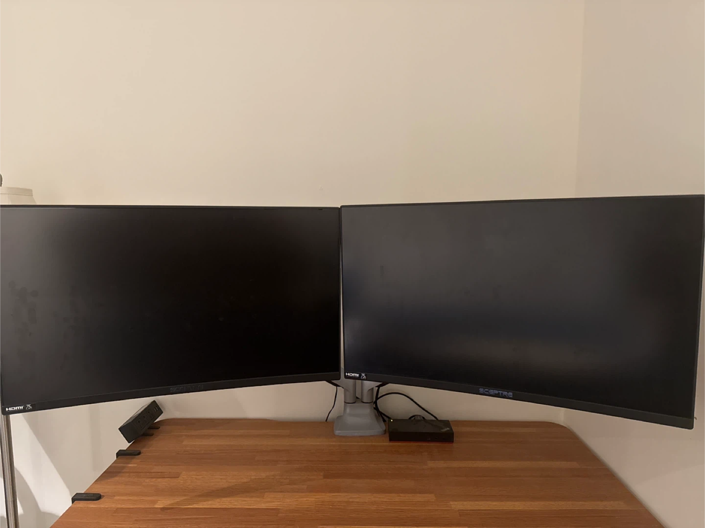 Two SCEPTRE 27” Curved Monitors - photo 3