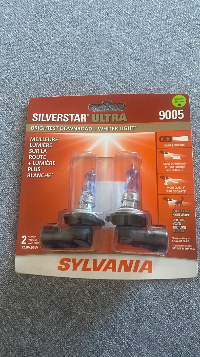 Sylvania SilverStar Ultra 9005 Halogen Headlight Bulbs