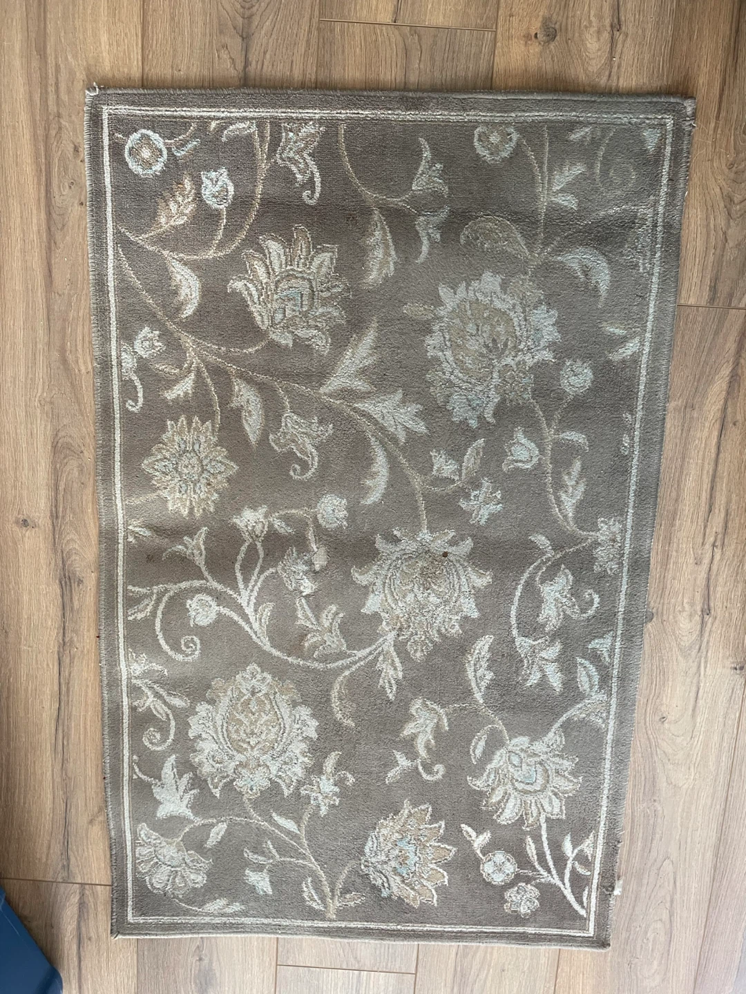 Floral Accent Rug
