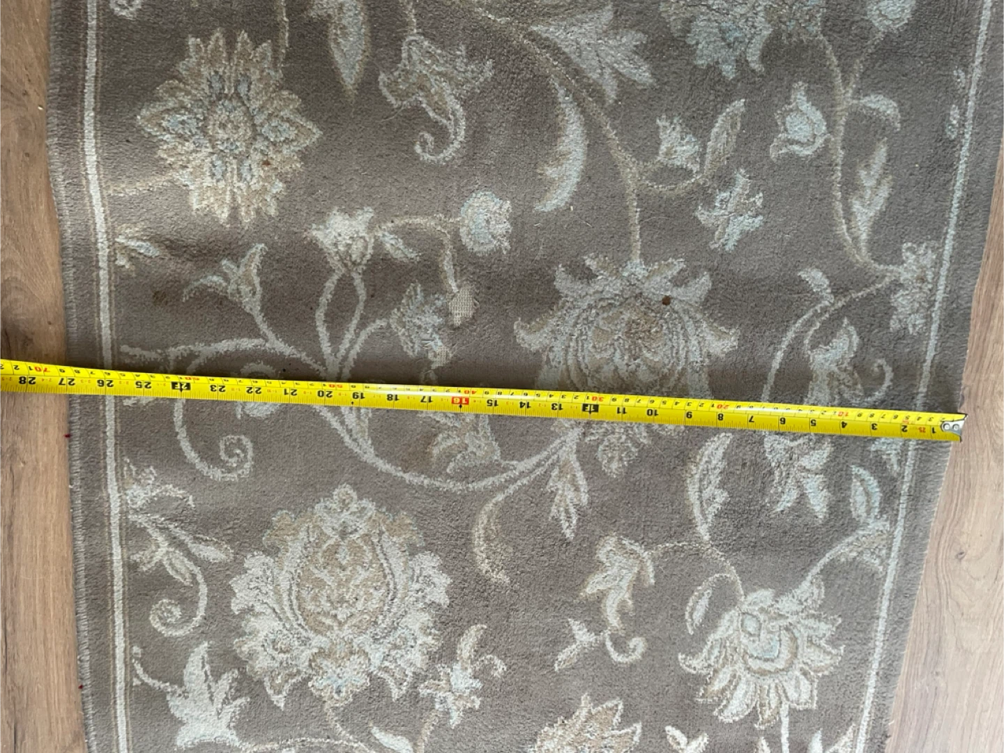 Floral Accent Rug - photo 2