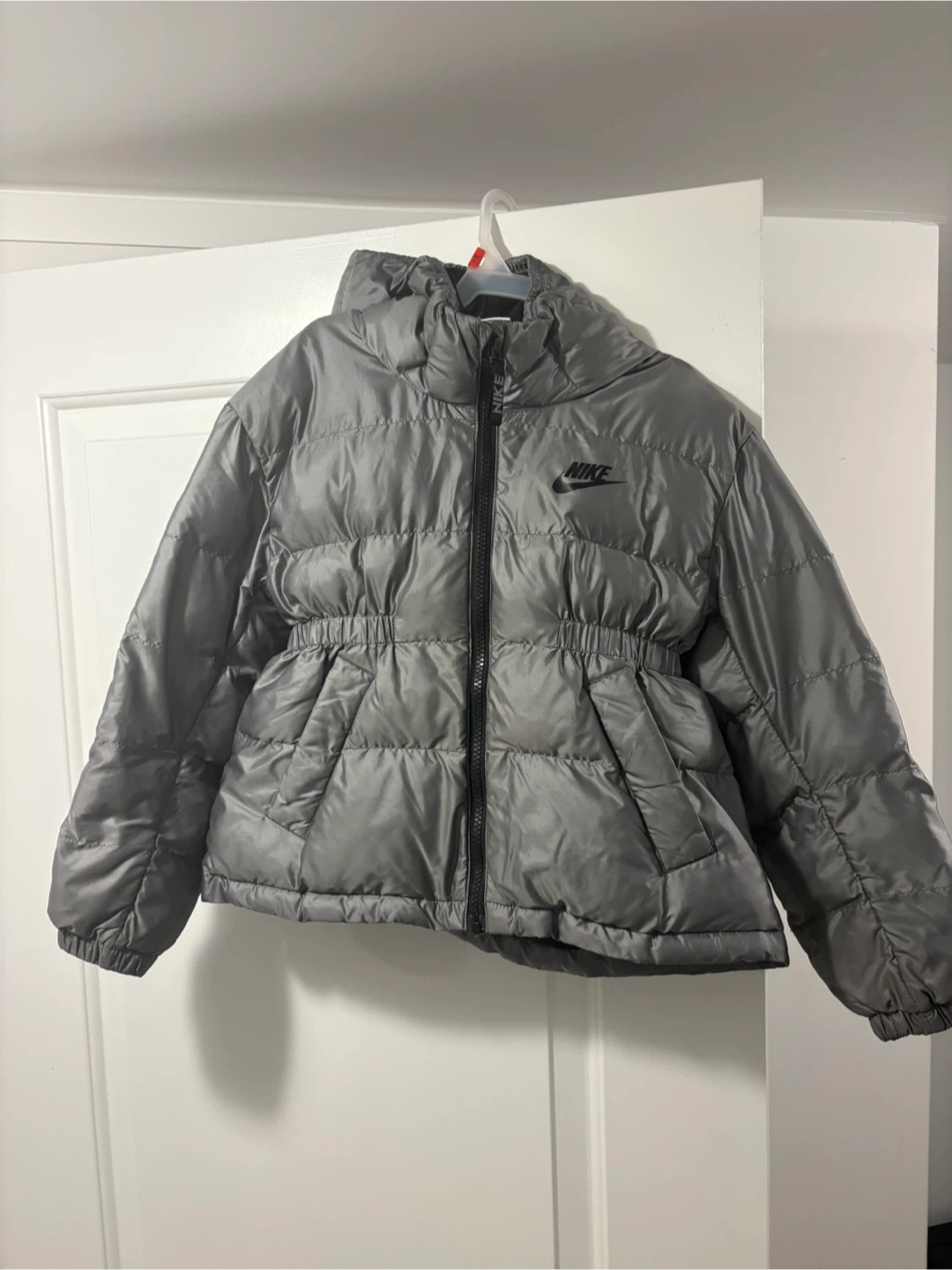 Nike synthetic fill Puffer Jacket xs(122-128)