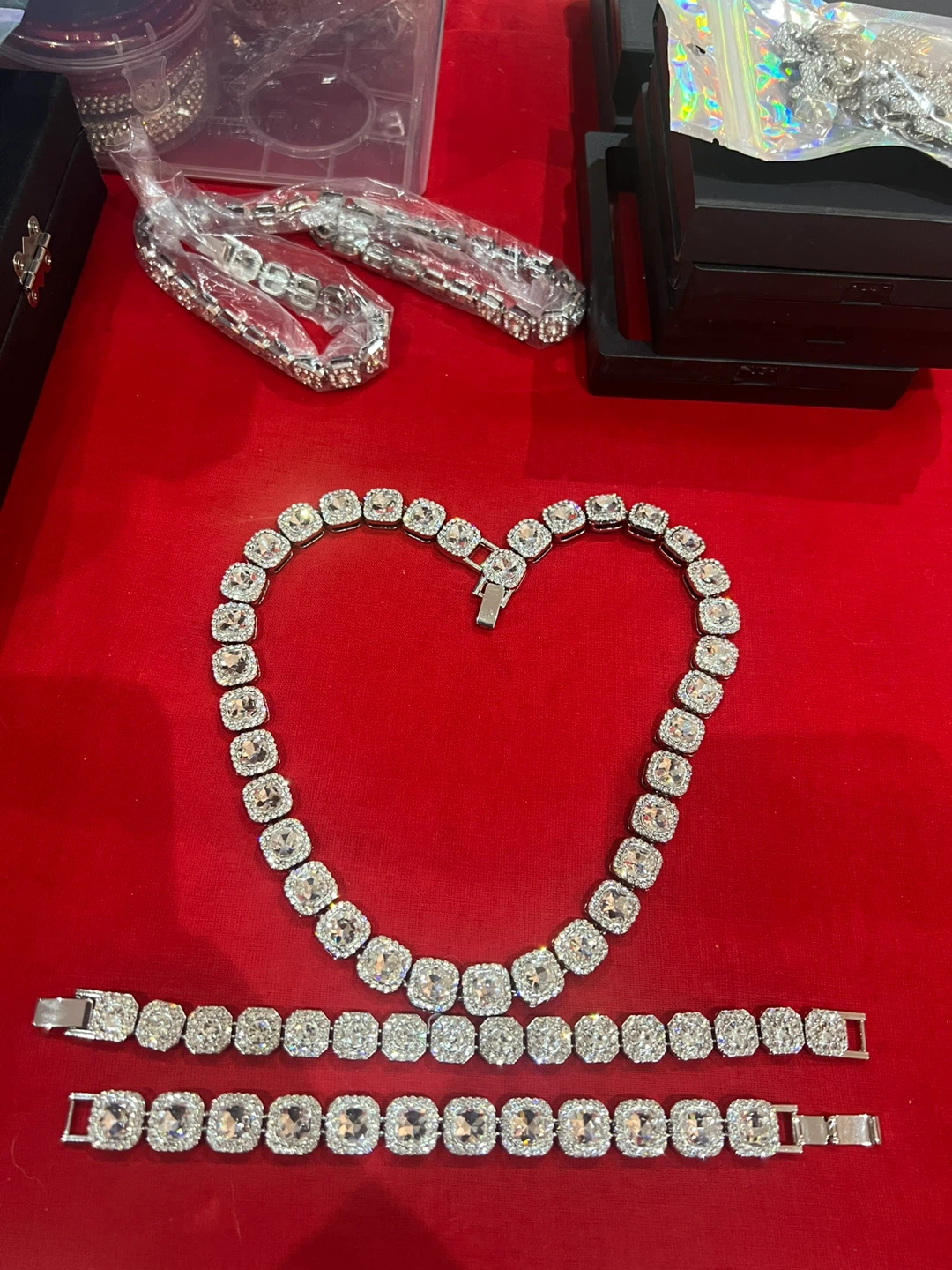 Rhinestone Choker Necklace and Bracelet Set - photo 2