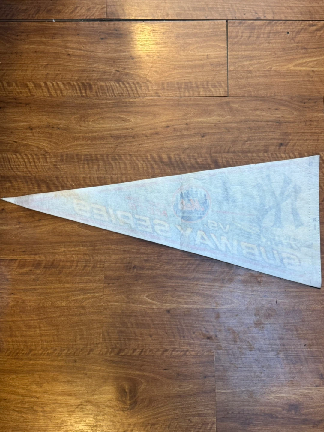 New York Yankees vs. New York Mets Subway Series Pennant 2000 - photo 2
