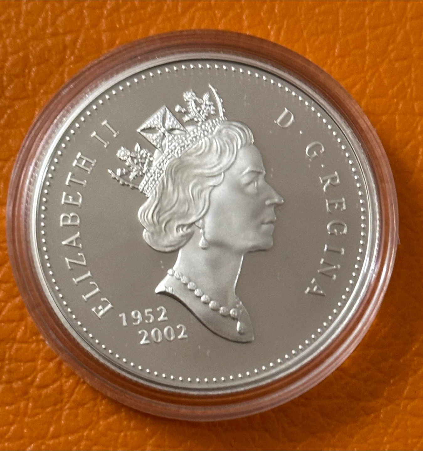 2002 Rare Canadian Queen's Golden Jubilee Commemorative - photo 2