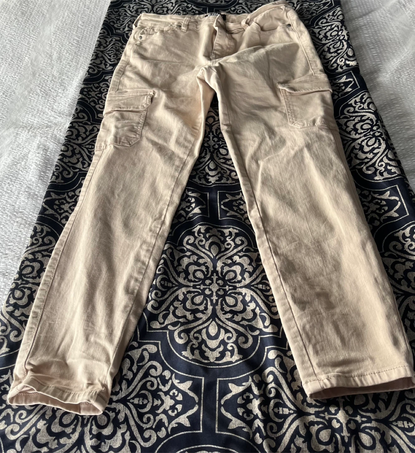 Buffalo Jeans Women's Beige Cargo Pants Size 8