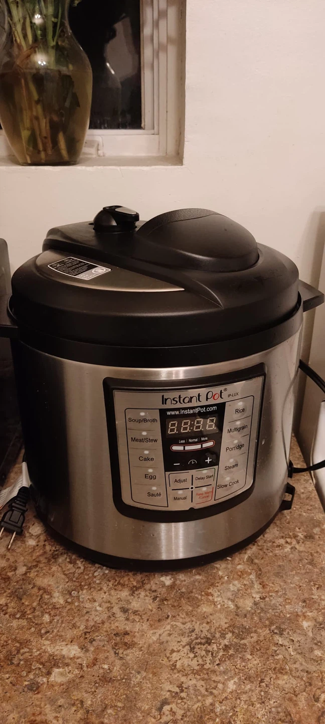 Instant Pot Duo 7-in-1 Electric Pressure Cooker