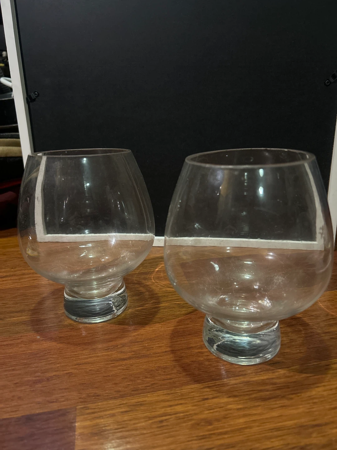 Set of 2 Clear Glass Brandy Snifters